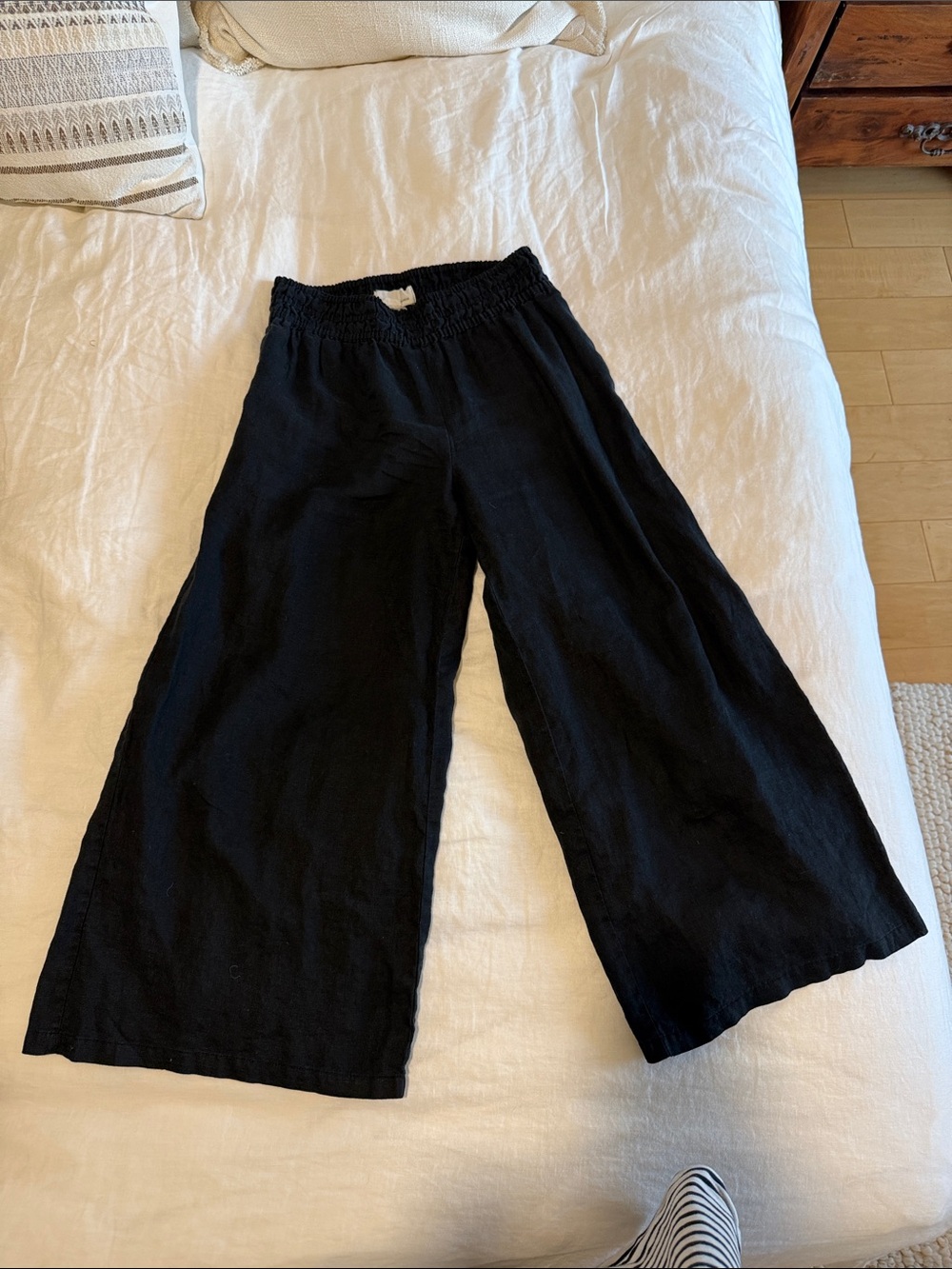 Black wide leg cropped linen pants by Anthropologie